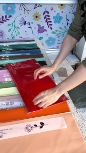 กระดาษห่อช่อดอกไม้ (ยกห่อ 20 แผ่น) กันน้ำ สไตล์เกาหลี ขนาด 58*58CM