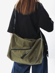 Mens Crossbody Bag Large Capacity Commuter Mailbag Lightweight Sports Work Backpack Womens Casual Shoulder Bag Nylon Material