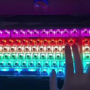 2026 New Crystal Transparent Keycaps For Mechanical Gaming Keyboard Cherry Key Caps Side Print Backlit RGB Keycap 132 Keys
