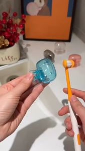 Portable Toothbrush Head Cover Clips Plastic Dustproof Head Germproof Protector Caps Travel Hiking Camping Bathroom Accessories
