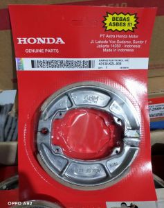 Kampas Rem Belakang Vario Beat Scoopy Spacy