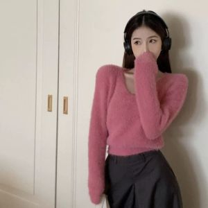 เสื้อสเวตเตอร์ถักคอวีแขนยาวทรงสั้นสำหรับผู้หญิง ฤดูใบไม้ร่วง/ฤดูหนาว 2025 ผ้าขนแกะเนื้อนุ่ม ทรงหลวม ปกติ ปกติ ปกติ