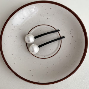 Big Pearl Barrettes Word Clip Female Bang Clip Minimalist Fancy Hepburn Style Side Clip Easiest for Match BB Clip Hairpin