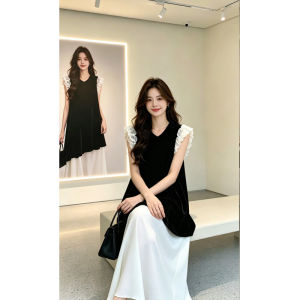 Shalldoer | Black and White Contrast V-Neck Sleeveless Blouse and Maxi Skirt Set