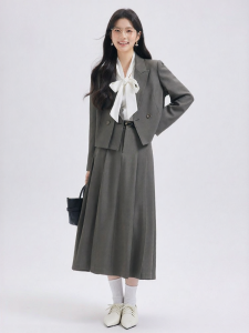 Design Sensibility Commuter Suit Jacket