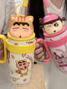 Large Capacity Straw Thermos Cup for School 2024 New Design Crayon Shinchan Womens Version Portable Couple Water Bottle