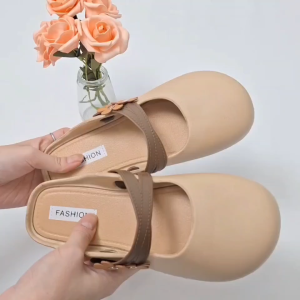Sandal Wanita / Sandal Wanita Terbaru 2025 / Sandal Wanita Kekinian / Sandal Wanita Tali Silang / Sandal Slip On Wanita