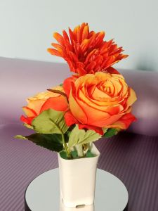 Bunga Hiasan Artificial Bunga mawar oren cocok untuk Hiasan Rumah Dan Cafe Dll