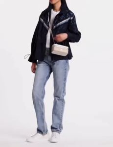 Co@ch CJ522 CJ520 Train Case Crossbody Women Sling Cosmetic Chain Bag 522 520