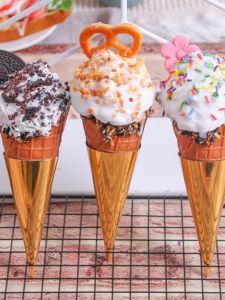 Hot Milk Treasure Simulation Model Ice Cream Stall Decoration Faux Flower Home Decorative Accessories Realistic Model Display