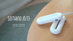 เครื่องเป่ารองเท้า SOTHING หมี่ แห้งไร้กลิ่นอับชื้น ลดเชื้อรา ใช้กับรองเท้าทุกแบบ รุ่นเสียบปลั๊กไฟ พกพาสะดวก