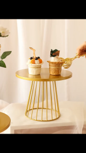 European Style Wedding Iron Cake Stand Table Birthday Kitchen Countertop Macaron Cupcake Rack Stand For Wedding