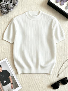 Old Money and Lightly Mature Style T-Shirt short sleeve