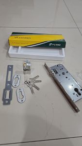 Kunci pintu rumah/ Lock body kunci pintu silinder ukuran besar