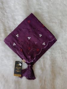 Hijab segiempat R139 Paris motif Aaliyah