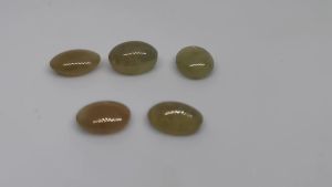 Natural Apatite : 13.04 Carat