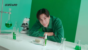 สเปรย์ฉีดสิว Oxecure Body Acne Spray อ๊อกซีเคียว oxecure สเปรย์ดูแลสิว ฉีดสิว ลดรอย