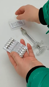 20ml Fiber Glass Syringe Pig Injection Gun With 10pcs Assorted Needles For Pig Poultry Vaccinator For Animals Pig Sheep Goat Cattle Vaccine Needle Toolkit
