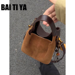 Retro Matte Large Capacity Womens Shoulder Bag 2025 New Minimalist Commuter Suede Crossbody Bag Fashionable Versatile