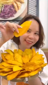 Dried Mango With Salt And Chili Exported Goods Delicious Sour And Spicy (No Fiber) 100g to 500g