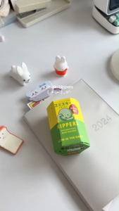 Dreams Smiski Bag pendant Tapestries Zipperbite Zipper Home Décor Bite Zipper Bite Brasagariki【Direct from japan】