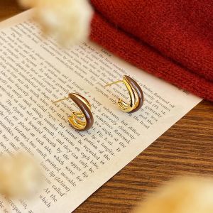 Red Luxury Autumn Winter New Design Earring Elegant Female Fashionable Geometric Alloy Silver Gold Plated Jewelry Ear Studs