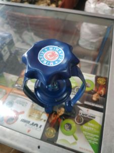 PENGAMAN/PENEKAN REGULATOR KOMPOR GAS