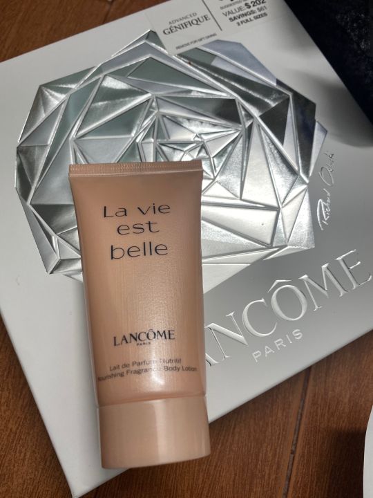 Kem dưỡng thể lancome Lazada