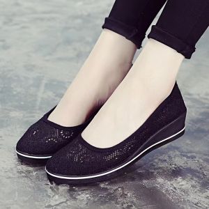 Flat Bottom Slip-On Nurse Shoes White Casual Comfortable Breathable Anti-Slip Soft Bottom for Hospital Beauty Salon Summer