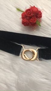 Thắt lưng thun mặt  tròn cài trước. Bảng 3cm