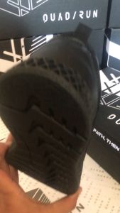 Sepatu Sneakers Sport Casual Pria Hitam Breathable QUADRUN Netvast Maroon