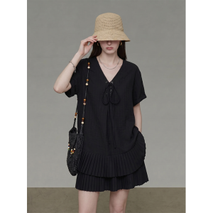 GULILI | Retro Black V-Neck Tie-Up Top and Pleated Skirt/Pants Set
