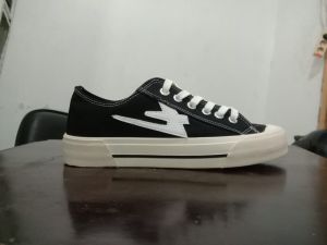 sepatu sneaker Talas(brand New )bemper depan belakang varian warna