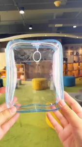 (พร้อมส่งจากไทย)ถุงใส่ลาบูบูั PVC กระเป๋าใส่ลาบูบู้ กระเป๋าตุ๊กตาไวนิล ซองใส่ลาบูบู้ labubu กระเป๋าใส พวงกุญแจ แฟชั่น สําหรับห้อยตุ๊กตา จี้ห้อยกระเป๋า ฟรีปอมปอม ไม่ต้องรอพรีออเดอร์(ไม่รวมตุ๊กตา)