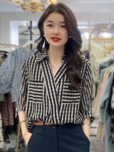 Casual Fashion Design Sense Autumn Loose Fit Long Sleeve Shirt Womens Short Sleeve Top Polyester Fabric Rain Shading Brand