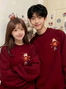 SUSHOUWANGE | Warming Red Cartoon Print Couple Hoodie for Autumn and Winter
