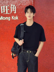 เสื้อยืดคอกลมแขนสั้นผ้าฝ้ายแท้สำหรับผู้ชาย ทรงหลวม ลำลอง ใส่ได้ทุกวัน สีดำ ฤดูร้อน คอกลม เสื้อชั้นใน Cleanfit แขนสั้น