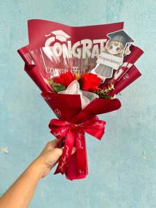 ช่อธนบัตร5ใบ บัณฑิตน้อย ช่อเงิน ช่อปัจฉิม ของขวัญปัจฉิม