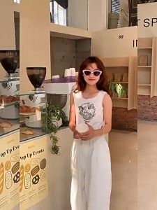 Korean New Retro Versatile Cat-eye Sunglasses UV Protection And Sun Protection Small Frame Slimming Sunglasses Men And Womens Personalized Fashion Street Style Hip-hop Glasses And Sunglasses Cermin Mata Hitam墨镜太阳镜
