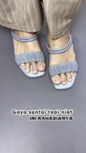 Sandal Wanita Tali Karet Terbaru Sendal Jelly Wedges Cantik Korean Style Porto Lady ZKS Abu