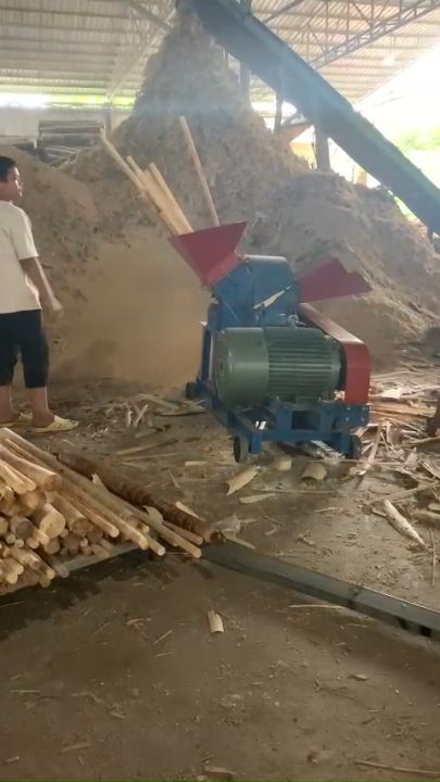 Máy băm gỗ Bình Quân chuyên dụng băm thân cây gỗ, bắp ngô, cùi ngô, xơ dừa, bã mía, cành lá, ngô hạt, ngũ cốc, đậu đỗ,..(xanh đậm )
