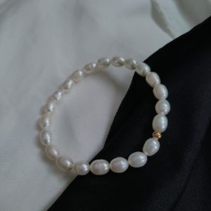Elastic Natural Freshwater Pearl Hand Chain Simple Versatile Retro Style Girls Gift Teenage Feeling Washing Hand Can Wear