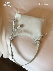 CHIO‘2ND | Ylang Moisture Commuter Tote Bag