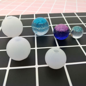 ลูกปัดทรงกลมขนาดเล็กสำหรับทำเครื่องประดับ DIY ทำจากคริสตัลและยางซิลิโคน ทรงจักรวาล ขนาด 2-5 ซม.