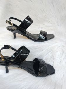 Giày nữ SK 103. Cao 5 phân.êm chân dễ mang. bảo hành 1 năm