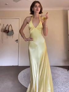 French Style Summer Yellow Acetate Hanging Neck Dress Slimming Backless Gown V-Neck Sleeveless Fairy Skirt for Women Travel