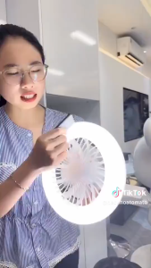 Đèn quạt  E27 3 Ánh Sáng 3 Tốc Độ Gió Đi Kèm Điều Khiển Từ Xa Phù Hợp Lắp Đặt Nhiều Không Gian Nhỏ