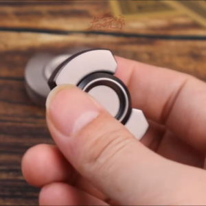 Fidget spinner silver logam fidget spinner mainan putar mainan putar mainan tangan mainan fidget spinner logam silver