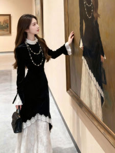 CHANGTONG | Vintage Chinese Style Black Lace Velvet Fitted Long Dress