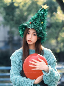 Christmas Theme Women's Hats: A Guide to Enhancing Your Festive Look